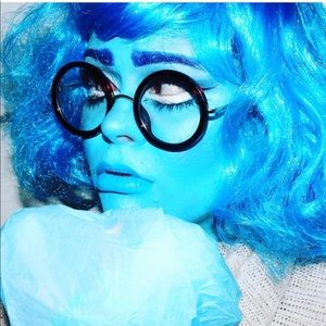 Meet your Posher, Isabel